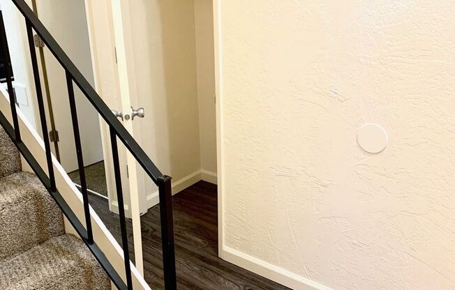 2 beds, 1 bath, 820 sqft, $1,550, Unit 1522D