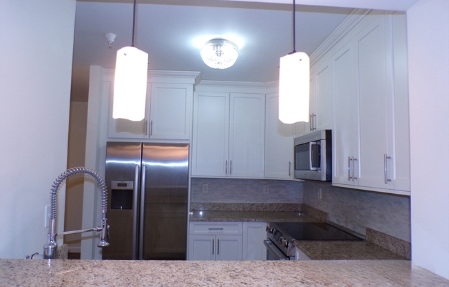 2 beds, 2 baths, 1,231 sqft, $3,100, Unit 214