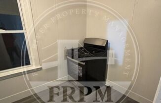 2 beds, 1 bath, $1,400, Unit Unit 1