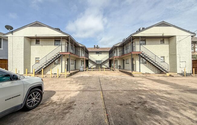 808 Blaylock Dr