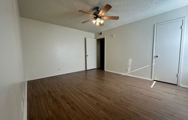 1 bed, 1 bath, 650 sqft, $1,289, Unit SUX-219