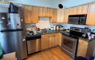 325 Lafayette Condos