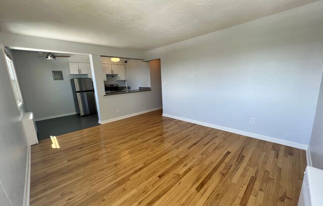 1 bed, 1 bath, 606 sqft, $1,550, Unit 414