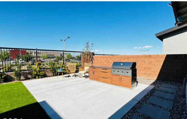 9836 Starlight Ridge