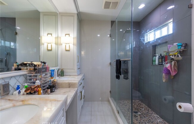 11123 ODELL AVE