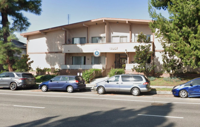 L&S Apartments...Private Swimming Pool...CALL NOW!