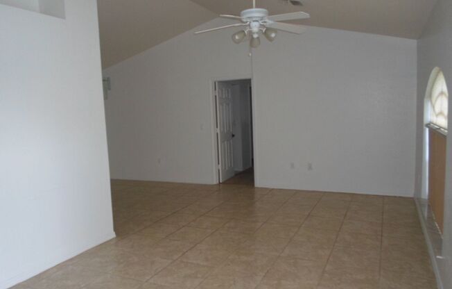 3 beds, 2 baths, $2,500