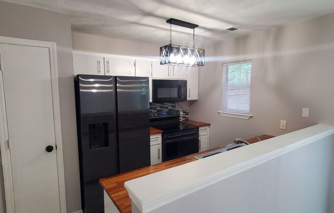 3 beds, 2 baths, $1,800