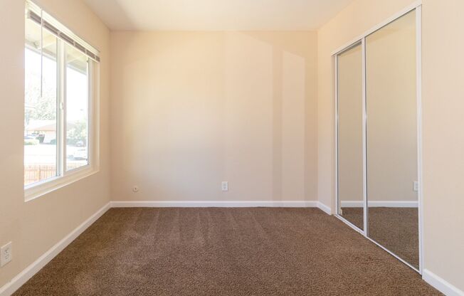 2 beds, 1 bath, 760 sqft, $1,765, Unit 244