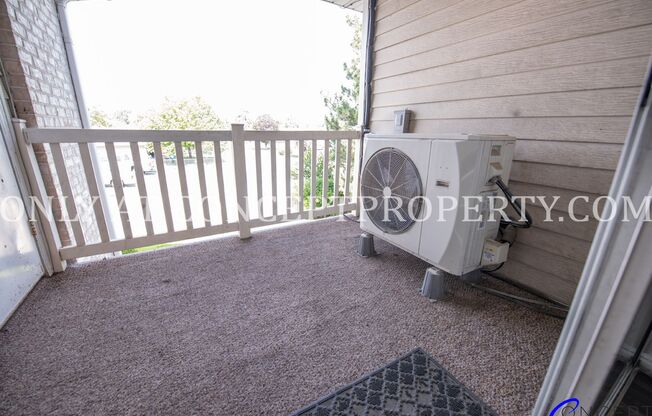 3 beds, 2 baths, 1,350 sqft, $1,649, Unit 4034 22