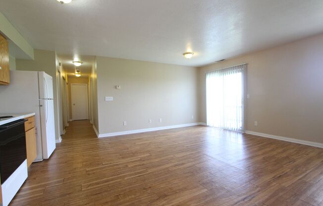 1 bed, 1 bath, 660 sqft, $869, Unit 23