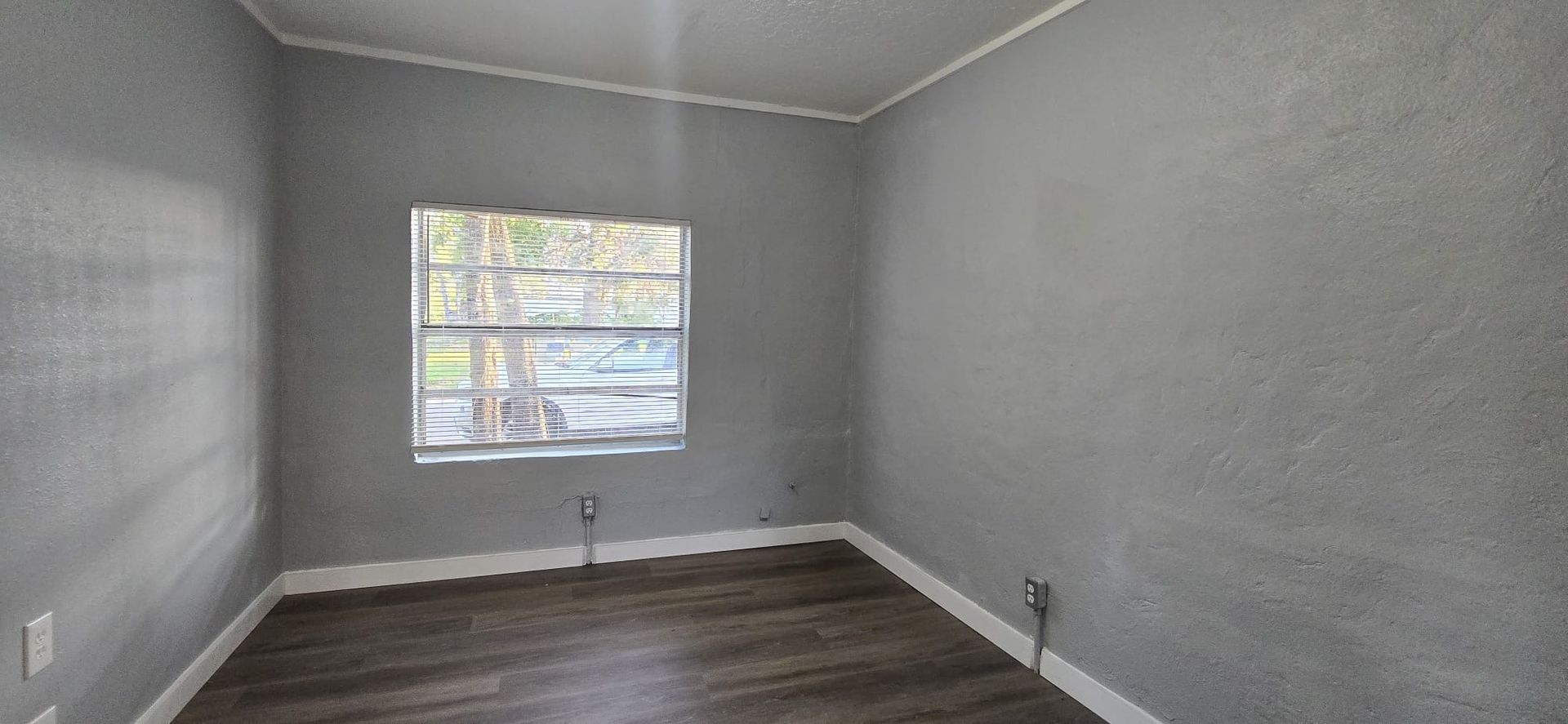 Renovated 4/2 Close to Busch Gardens and Major Highways