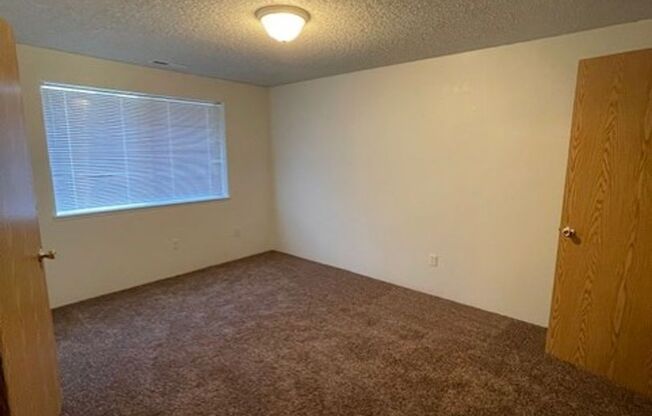2 beds, 2 baths, 1,027 sqft, $1,450, Unit 60