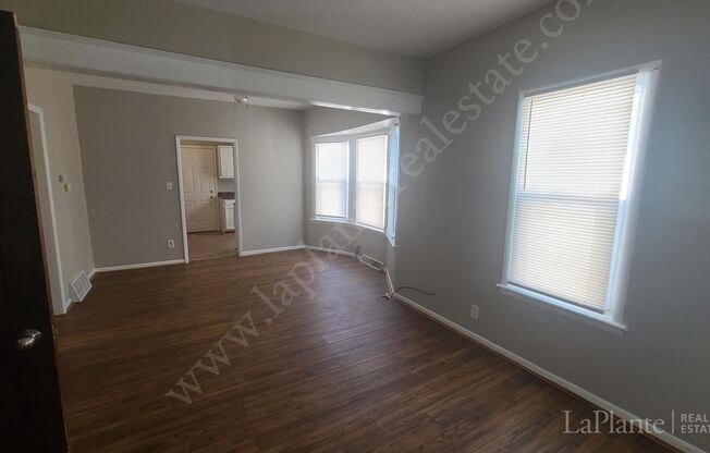 2 beds, 1 bath, $1,000