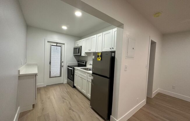 Seagrape Two Apartments LLC