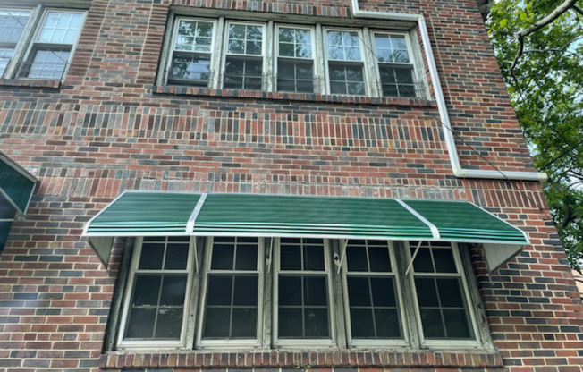 665 S 3 AVE