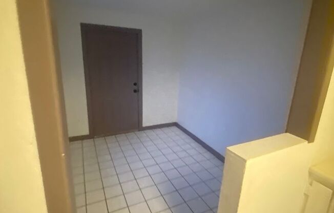 Henderson - 2 Bedroom - Water Street Location!