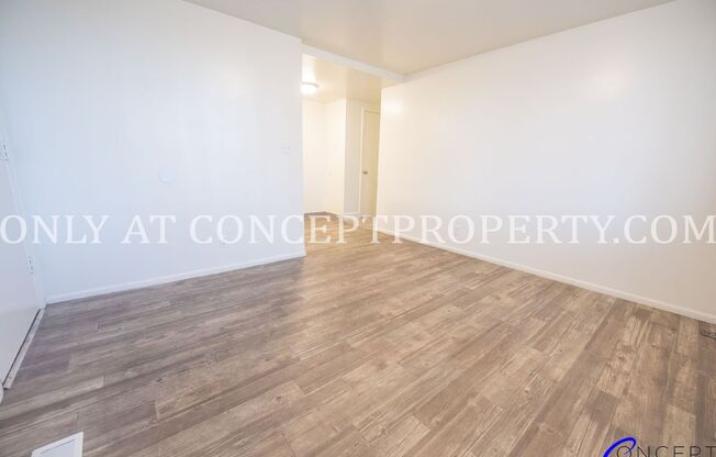 2 beds, 1 bath, 700 sqft, $1,199, Unit 22