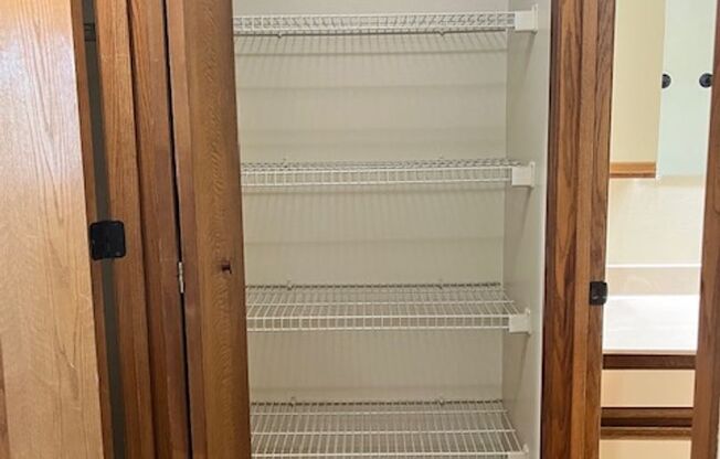 1 bed, 1 bath, 672 sqft, $1,215, Unit 403-209