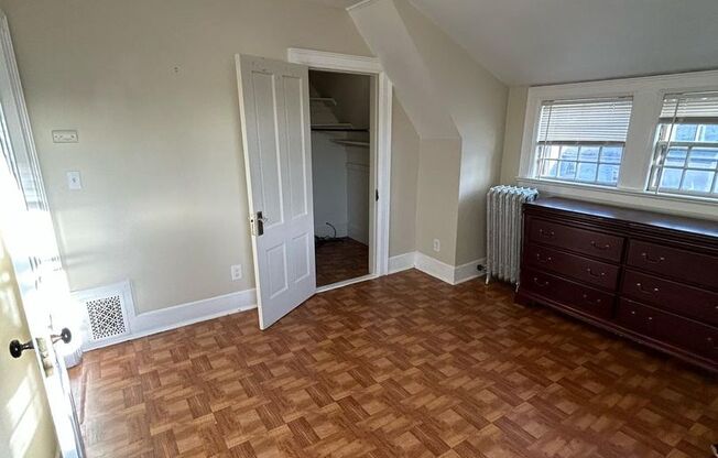 3 Marston Way