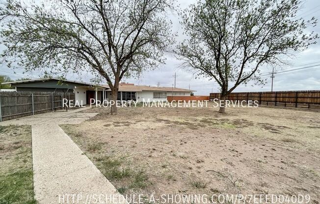 3 beds, 2 baths, 2,425 sqft, $1,745