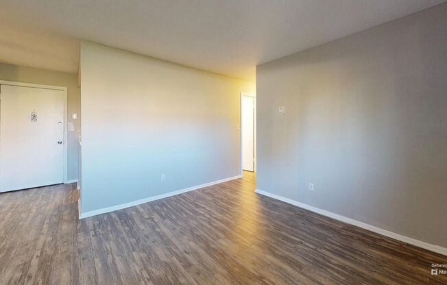 2 beds, 1 bath, 850 sqft, $925, Unit Unit 3