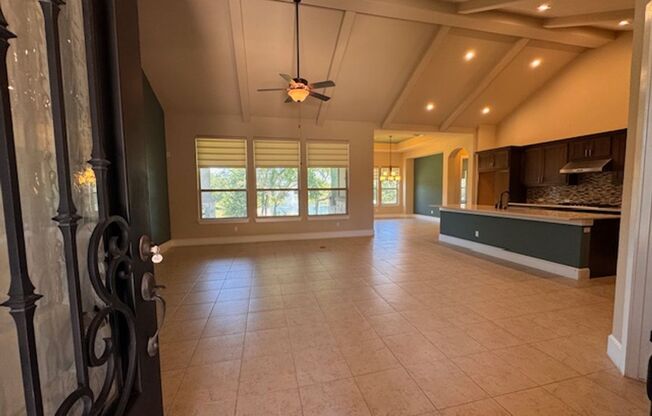 3 Bedroom 3 Bathroom Georgetown Home