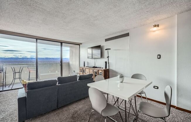 1 bed, 1 bath, $2,995, Unit # 36N