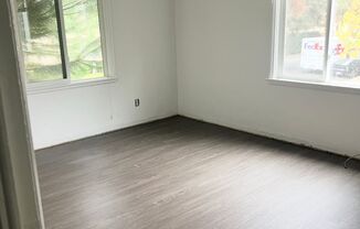 2 beds, 1 bath, 1,000 sqft, $3,040, Unit 1/2