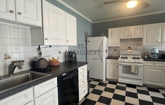 32 CHISWICK RD