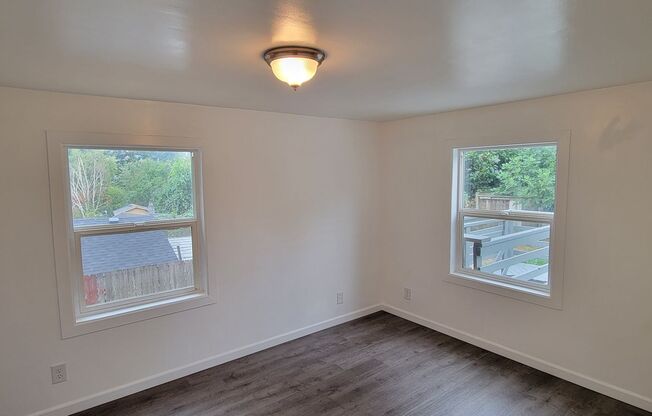 2 beds, 1 bath, $2,300