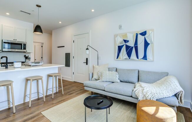 1 bed, 1 bath, 110 sqft, $1,490