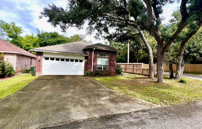 Nice 3BR/2BA - Convenient to NAS Pensacola