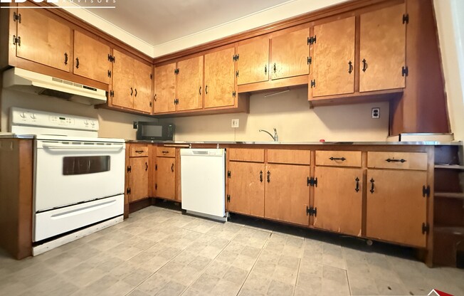 193 Mount Auburn St.