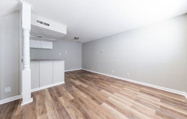 1 bed, 1 bath, 800 sqft, $689, Unit 146-G