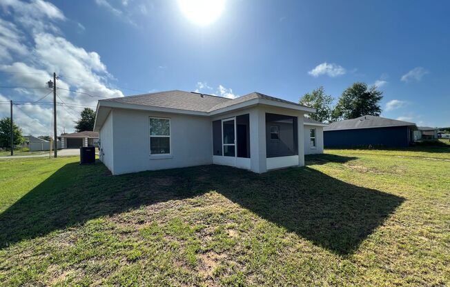 Beautiful 3 BD/2BA Home in Beautiful Ocala!!!