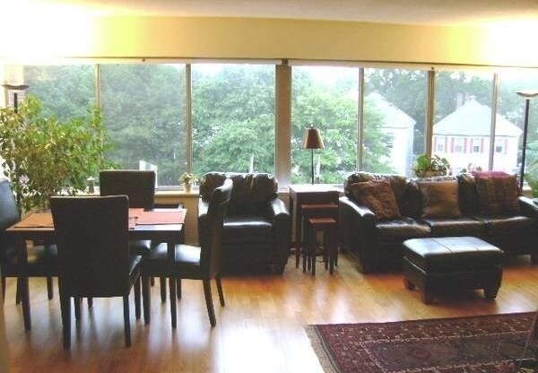 22 Chestnut Pl.