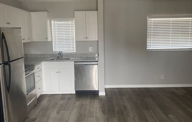 2 beds, 1 bath, $1,600