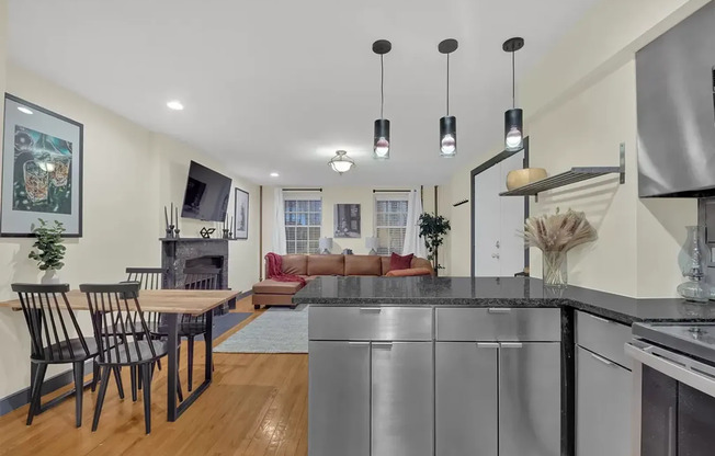 131 W 11th St New York, NY 10011