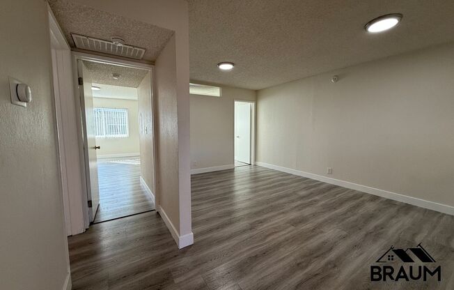 2 beds, 1 bath, 900 sqft, $2,295, Unit 7