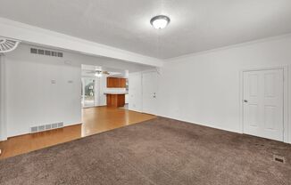 2 beds, 1 bath, 900 sqft, $1,200, Unit P-2