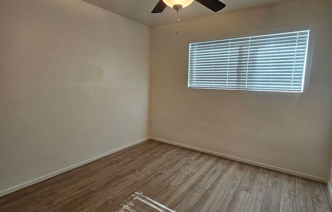 2 beds, 1 bath, 880 sqft, $1,350, Unit 113