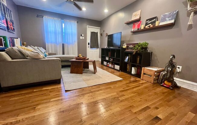 Stunning 2-Bedroom Townhome with Finished Basement in Point Breeze! Available NOW!