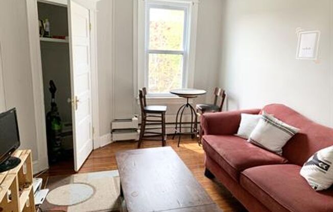 301 East 33rd Street