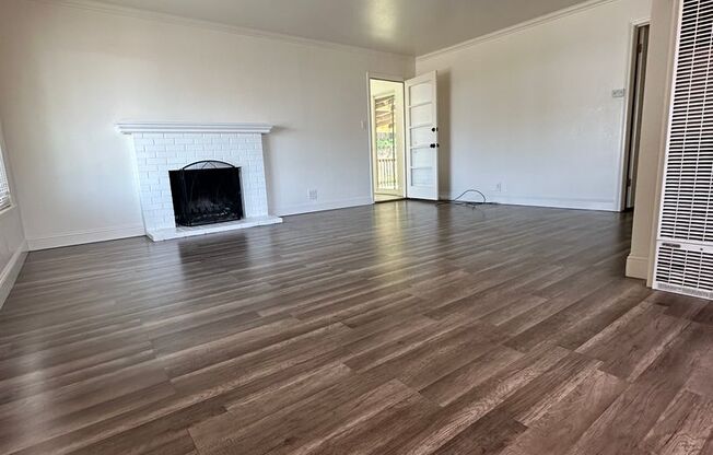 Charming & Cheery 3-Bedroom 2bathroom home in Vallejo!