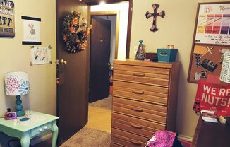 2 beds, 1 bath, 625 sqft, $1,700, Unit 3441-4