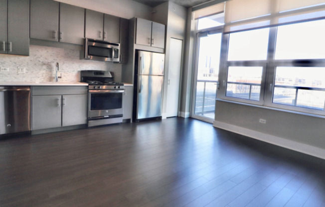 41 W POLK ST