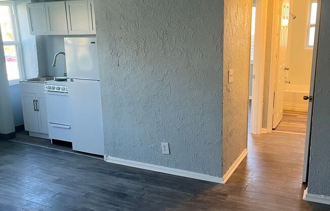 1 bed, 1 bath, 475 sqft, $775, Unit 4060 2