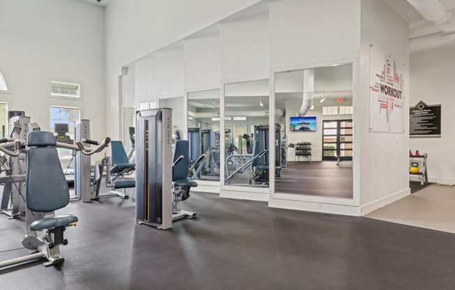 the gym at the benningtonnington apartments