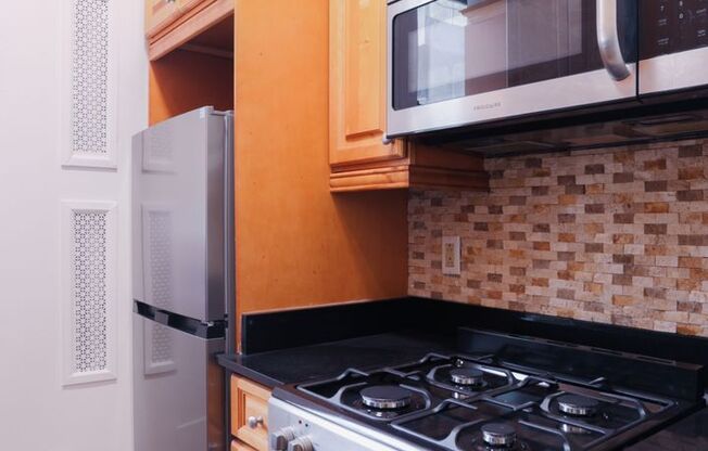 353 West 51st Realty LLC